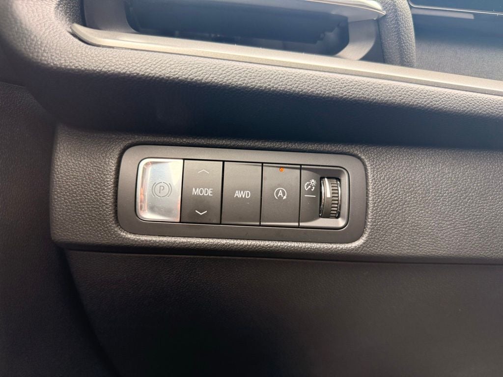 2025 Chevrolet Traverse LT 2LT