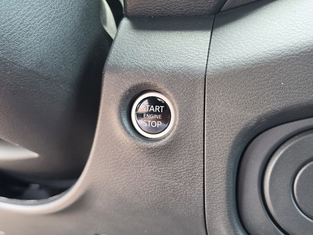 2024 Nissan Frontier PRO-X