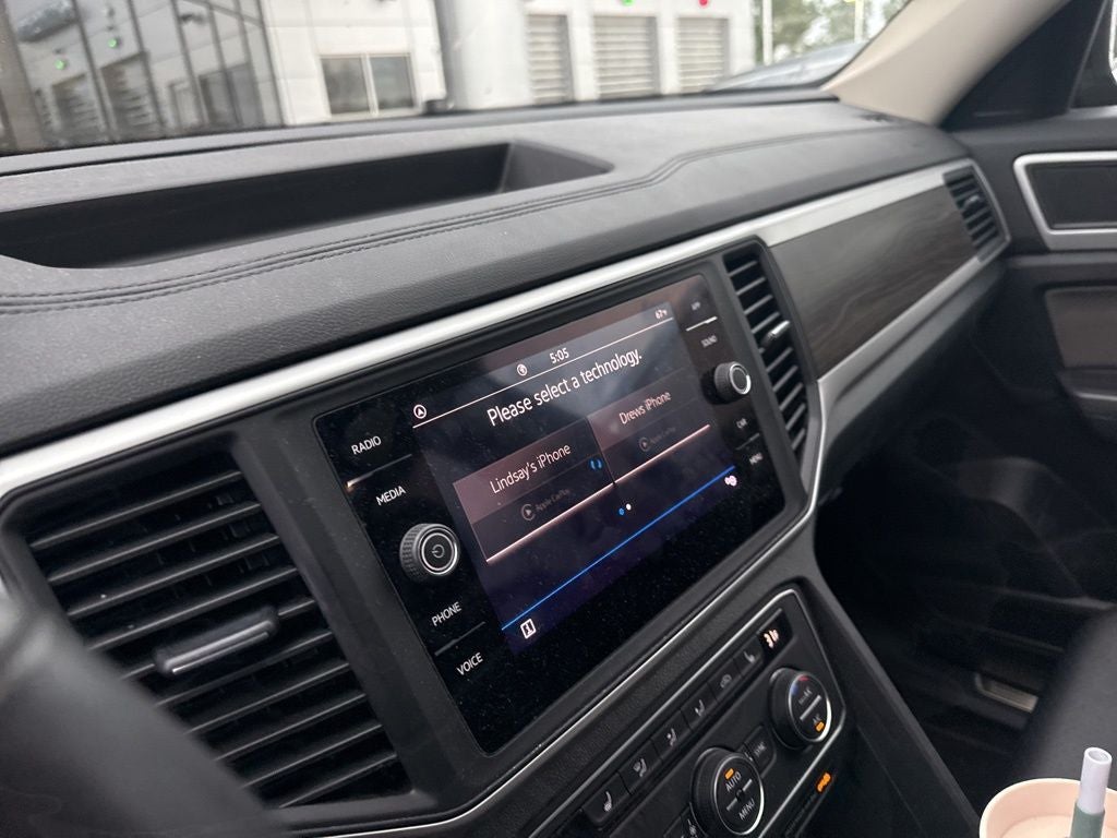 2021 Volkswagen Atlas 3.6L V6 SE w/Technology