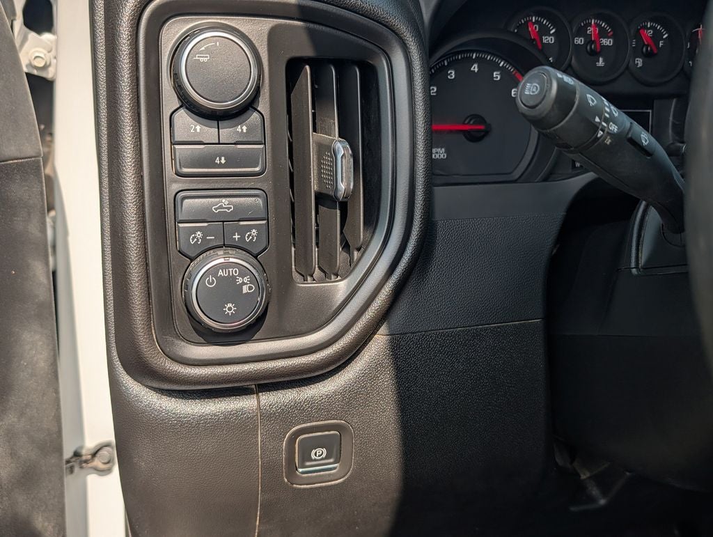 2024 Chevrolet Silverado 2500HD Custom