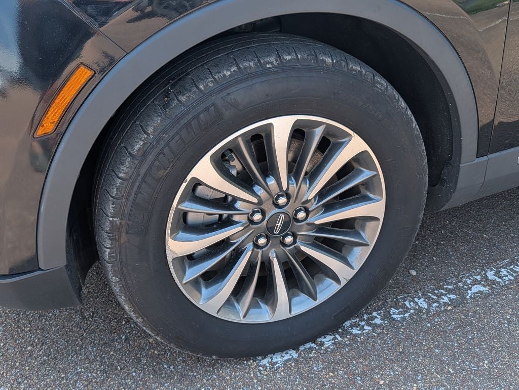 2021 Lincoln Nautilus Standard
