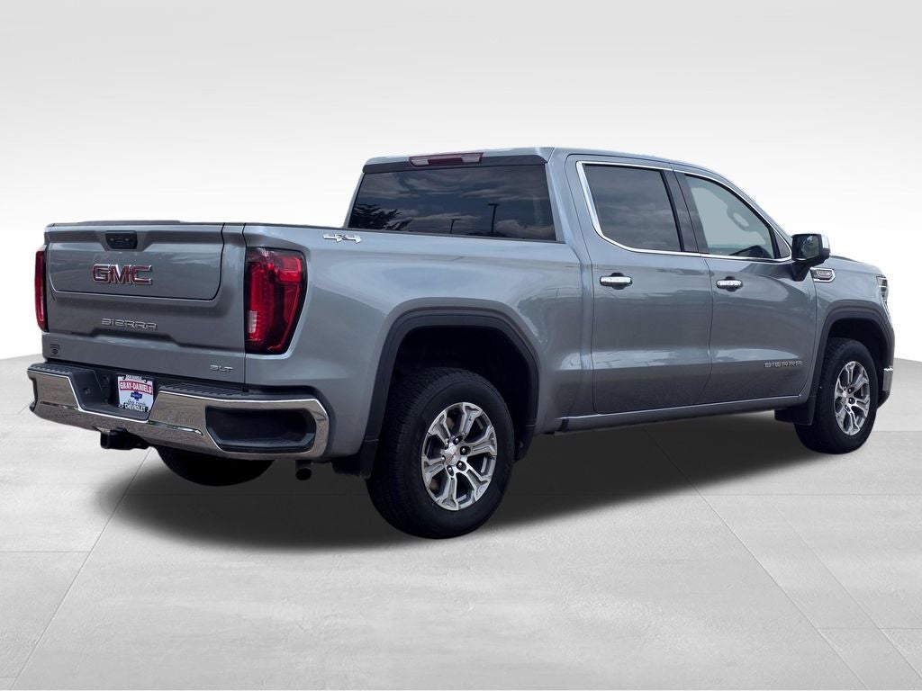 2025 GMC Sierra 1500 SLT