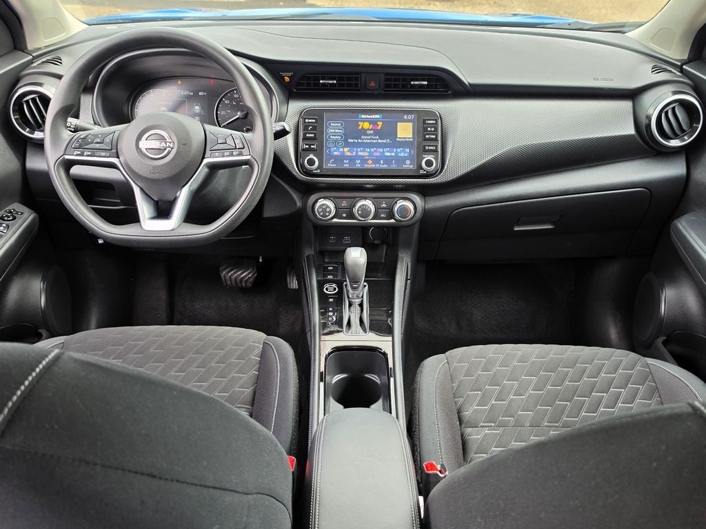 2023 Nissan Kicks SV