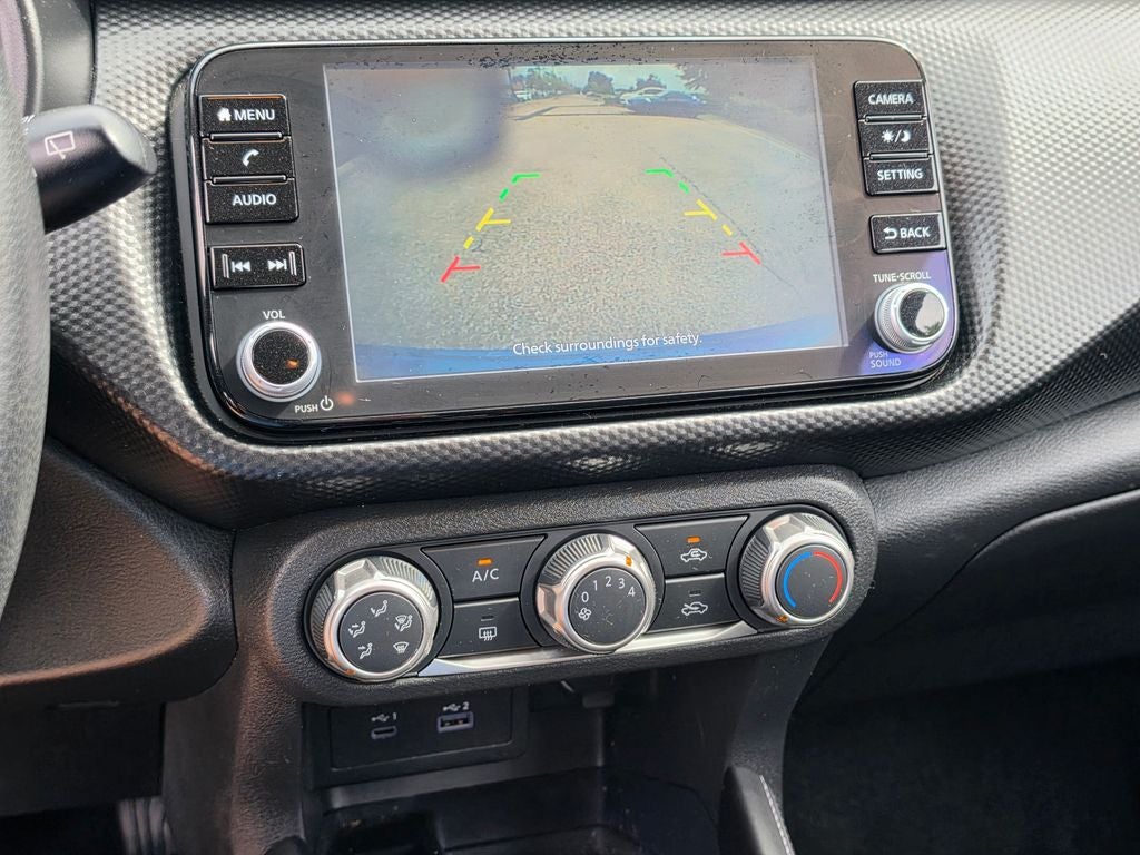 2023 Nissan Kicks SV