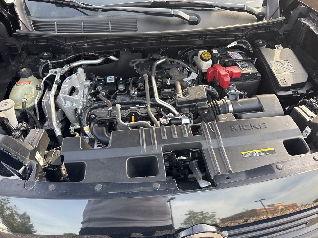 2025 Nissan Kicks SV