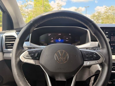 2025 Volkswagen Taos 1.5T SE