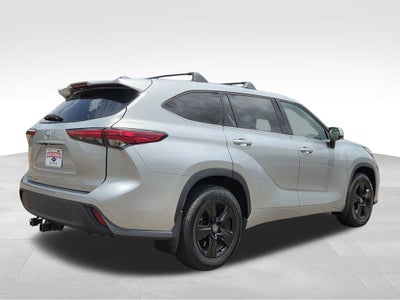 2021 Toyota Highlander LE