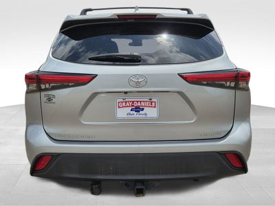 2021 Toyota Highlander LE