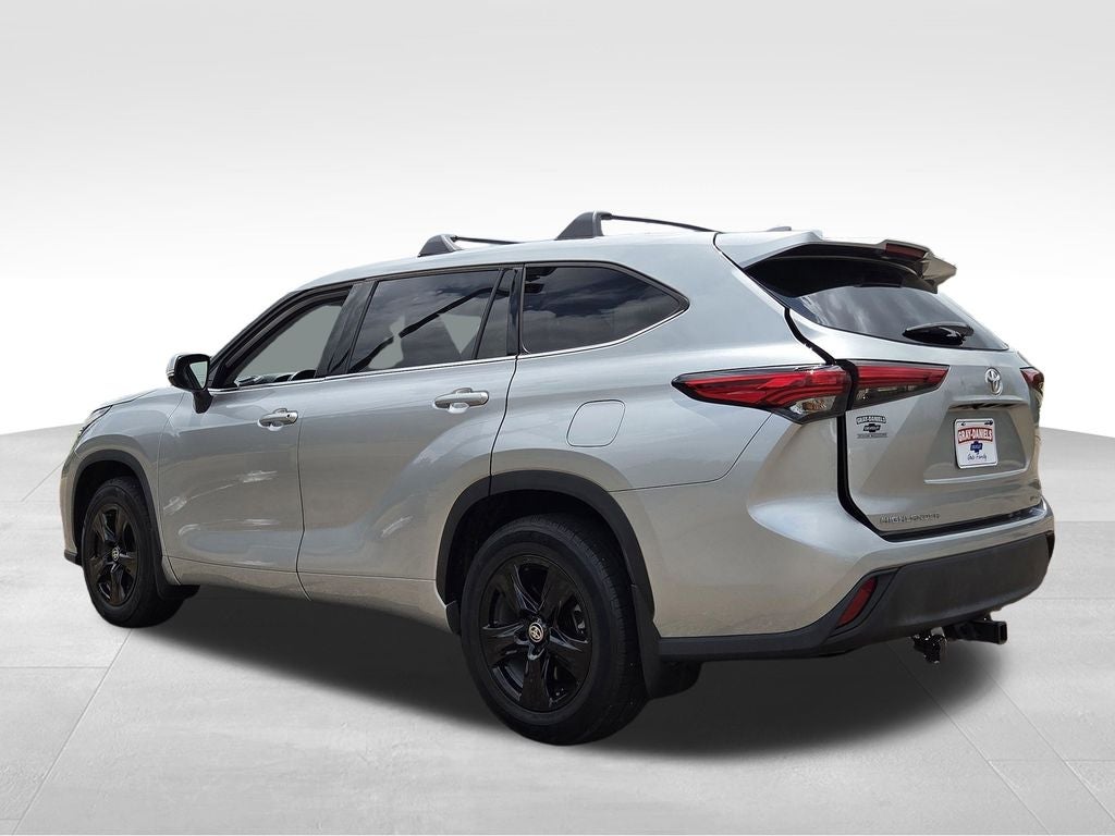 2021 Toyota Highlander LE