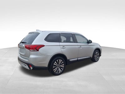 2020 Mitsubishi Outlander ES