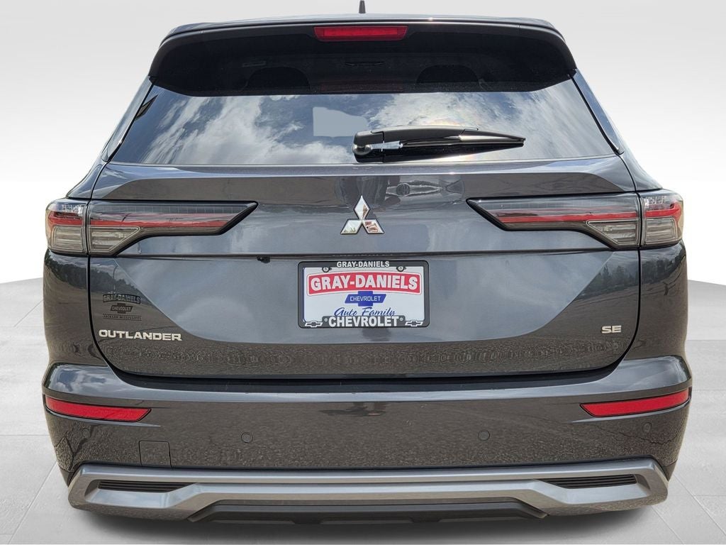 2025 Mitsubishi Outlander SE