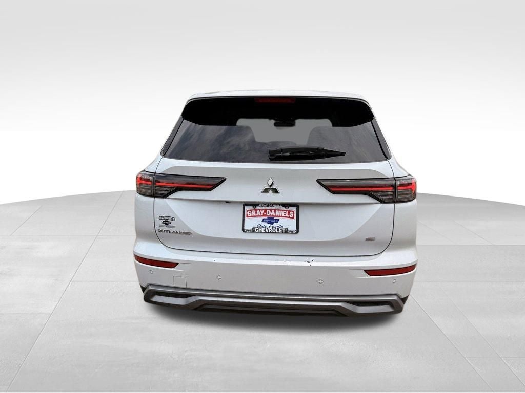 2025 Mitsubishi Outlander SE