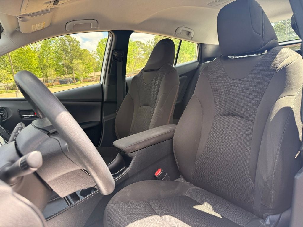 2019 Toyota Prius LE