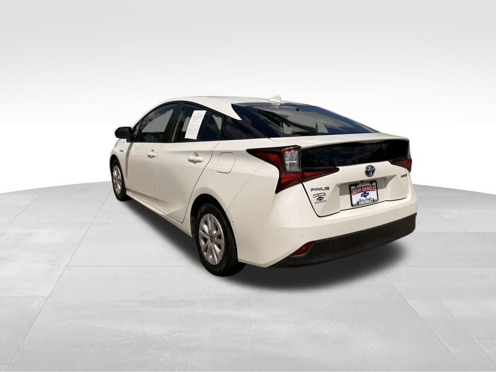 2019 Toyota Prius LE