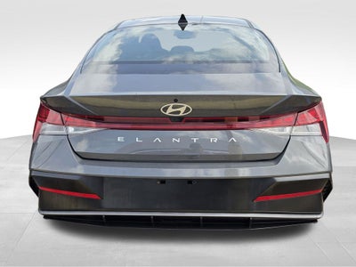 2025 Hyundai Elantra SEL Convenience