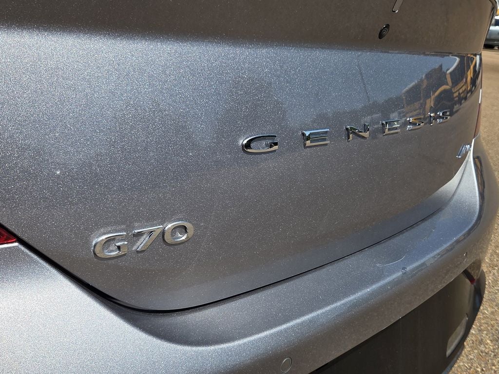 2023 Genesis G70 2.0T