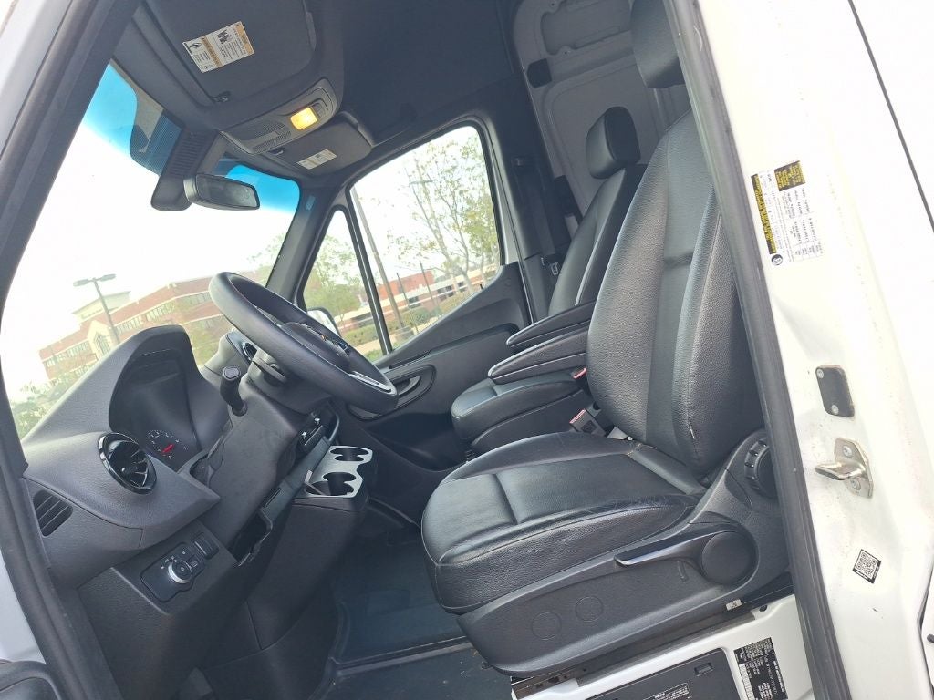 2023 Mercedes-Benz Sprinter 2500 Cargo 170 WB High Roof