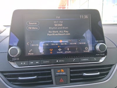 2025 Nissan Altima 2.5 SR