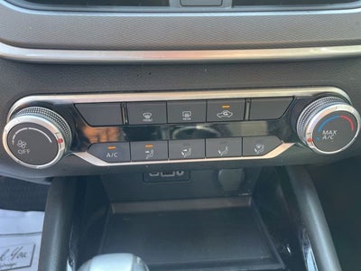 2025 Nissan Altima 2.5 SR