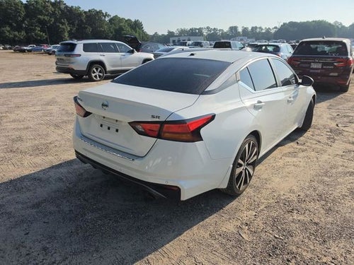 2022 Nissan Altima 2.5 SR