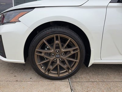 2025 Nissan Altima 2.5 SR