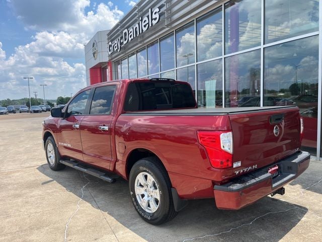2018 Nissan Titan SV