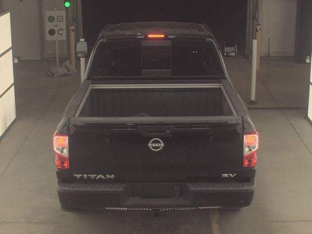 2023 Nissan Titan SV