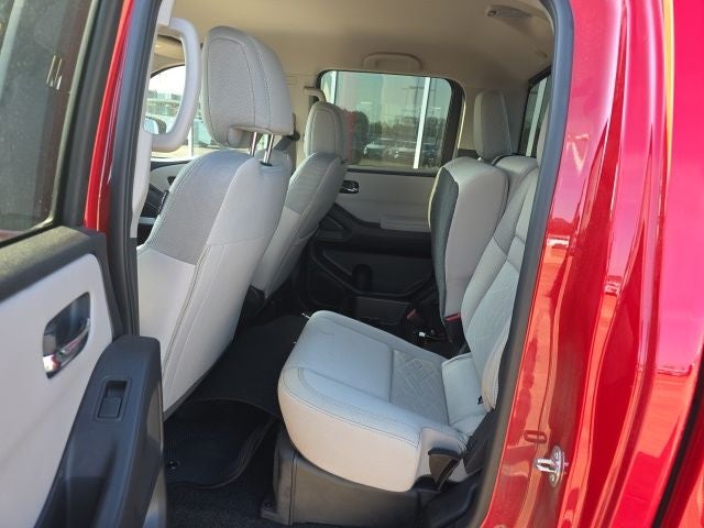 2025 Nissan Frontier SV