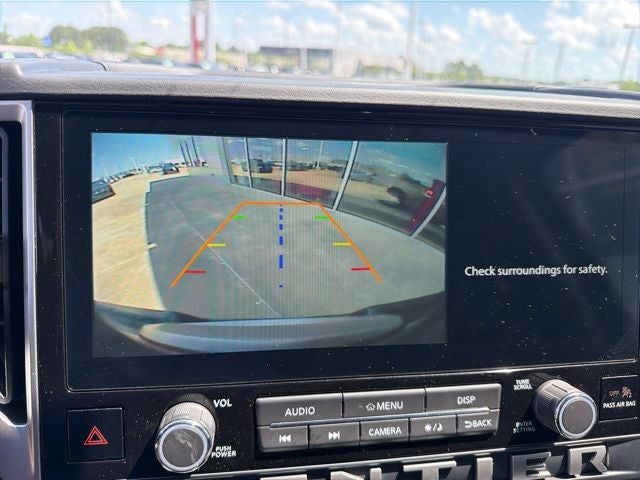 2025 Nissan Frontier SV