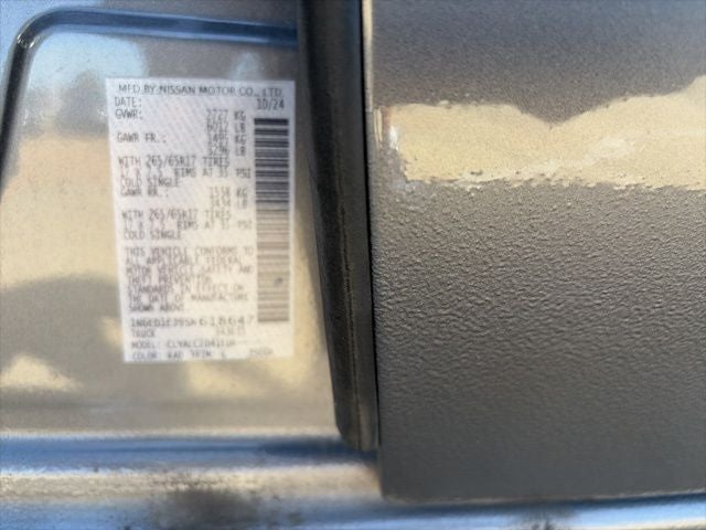 2025 Nissan Frontier SV