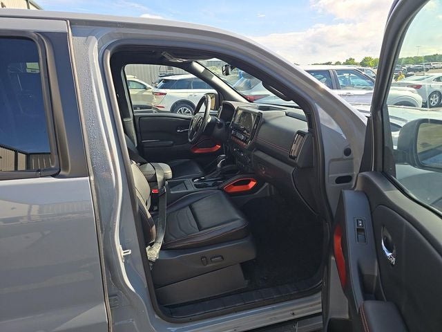 2025 Nissan Frontier PRO-X