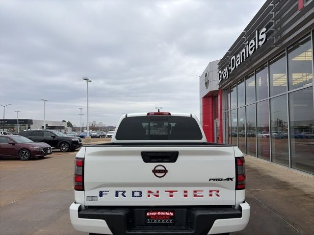 2024 Nissan Frontier PRO-4X