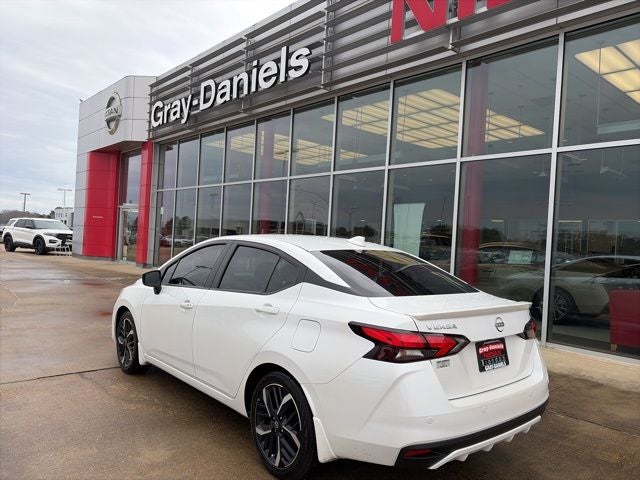 2025 Nissan Versa 1.6 SR