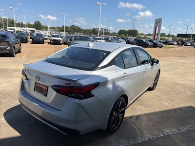 2025 Nissan Versa 1.6 SR