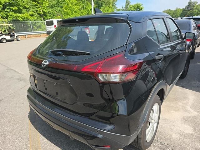 2022 Nissan Kicks S