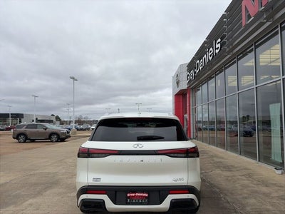 2025 INFINITI QX60 LUXE