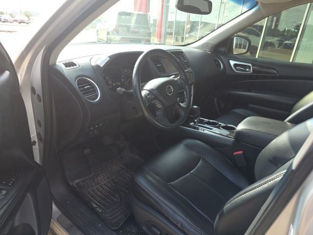 2015 Nissan Pathfinder Platinum