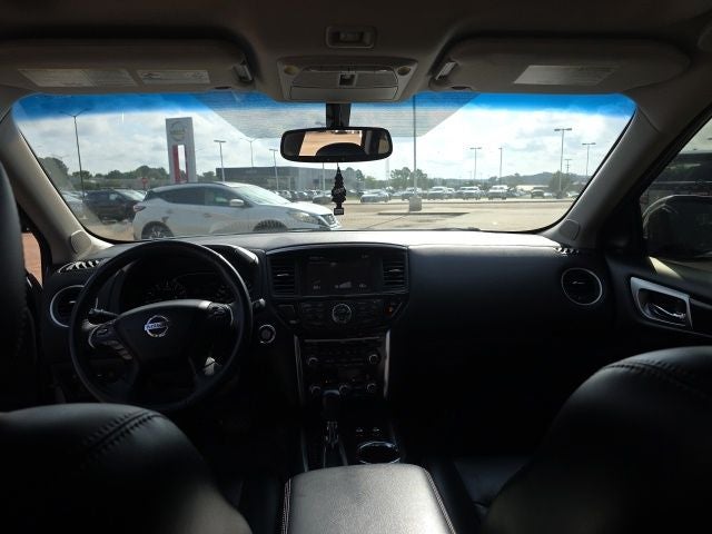 2015 Nissan Pathfinder Platinum