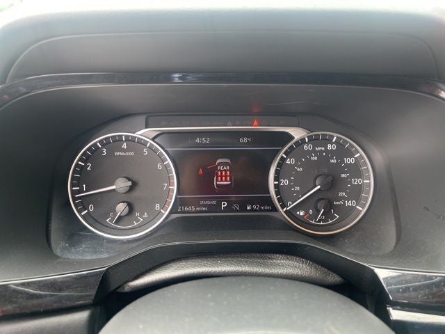 2025 Nissan Pathfinder SL