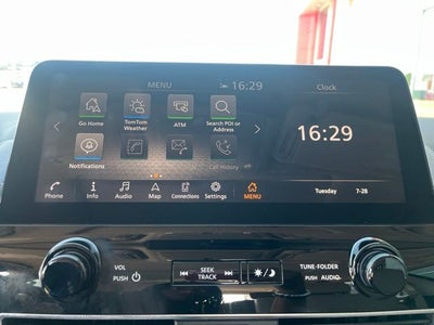 2024 Nissan Armada SL