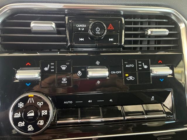 2025 Nissan Armada SL