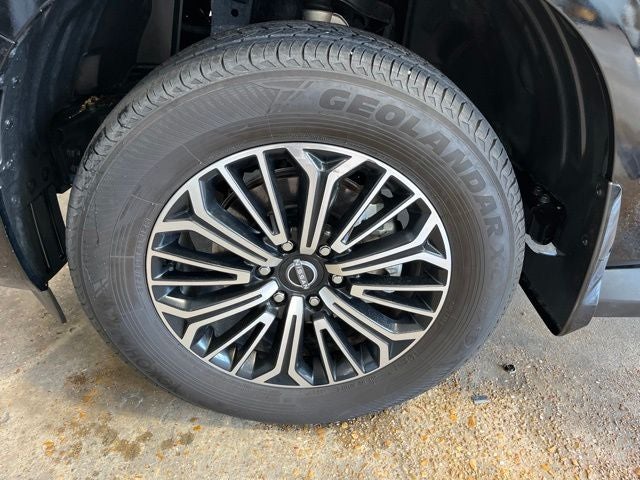 2025 Nissan Armada SL