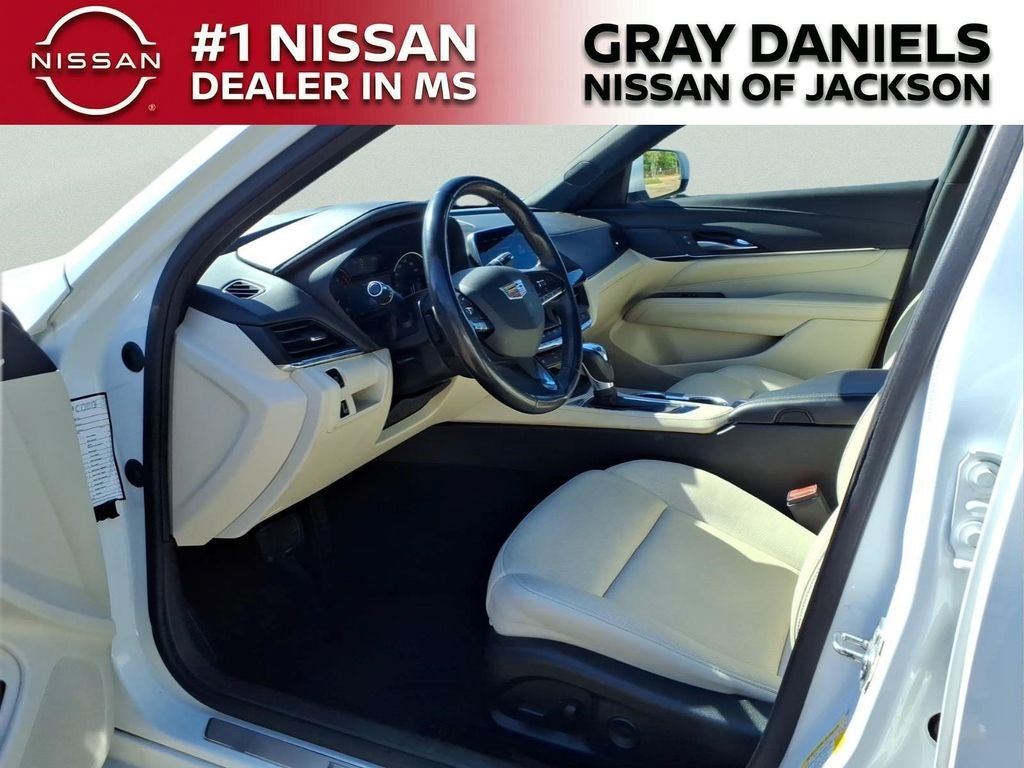 2023 Cadillac CT4 Premium Luxury