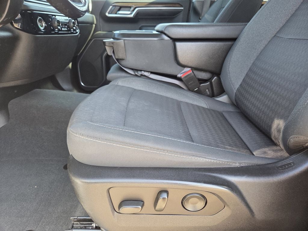 2022 Chevrolet Silverado 1500 LT LT1