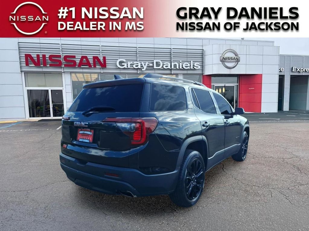 2022 GMC Acadia SLE
