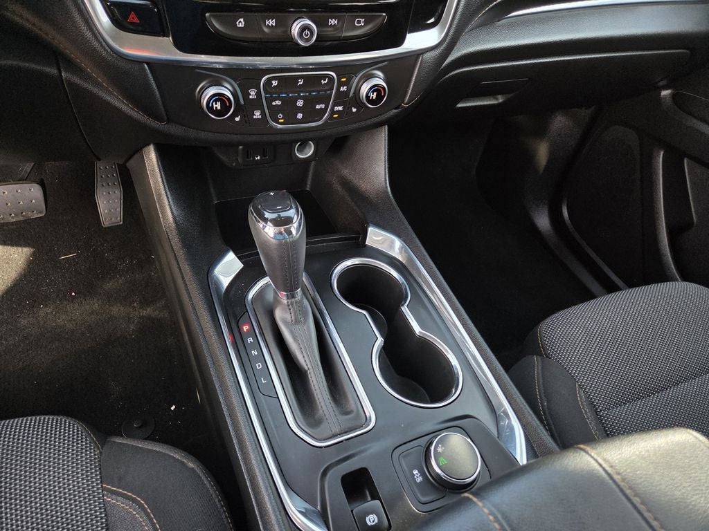 2018 Chevrolet Traverse LT Cloth w/1LT