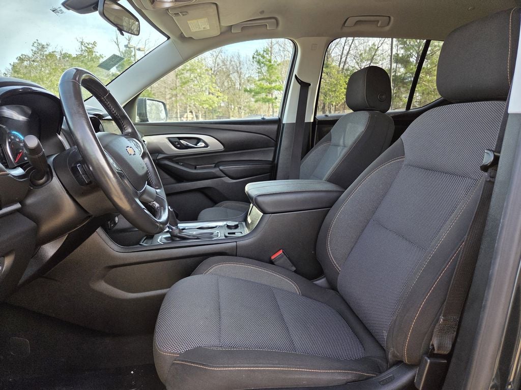 2018 Chevrolet Traverse LT Cloth w/1LT