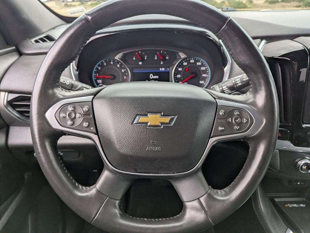 2022 Chevrolet Traverse LT Leather