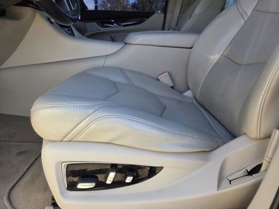 2020 Cadillac Escalade Luxury