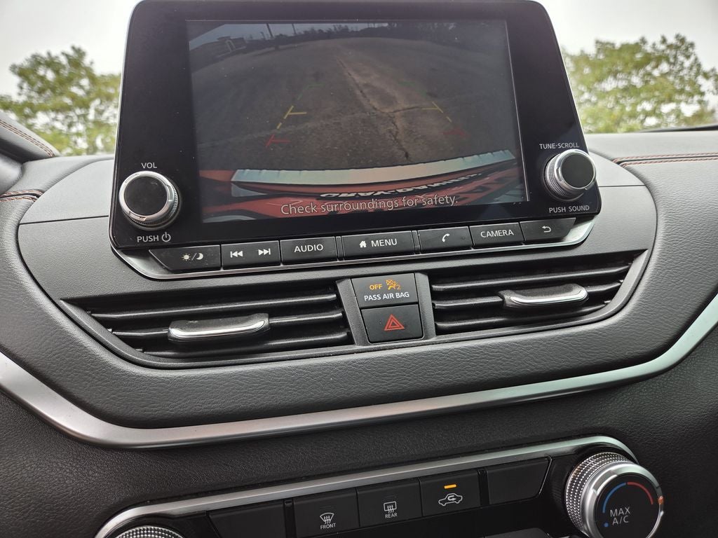 2022 Nissan Altima 2.5 SR